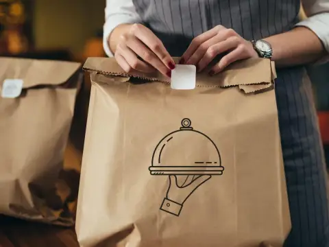 La doggy bag: un piccolo gesto per un grande impatto